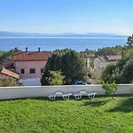 Opatija With Garden And Seaview *