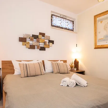 Lejlighed Opatija With Garden And Seaview Opric