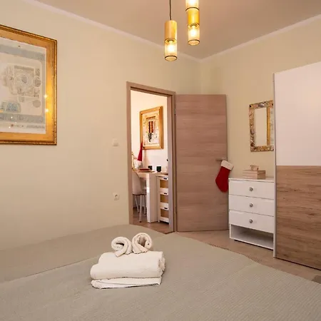 Apartamento Opatija With Garden And Seaview