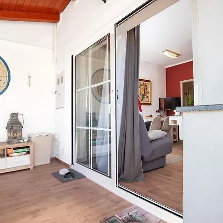 Apartamento Opatija With Garden And Seaview