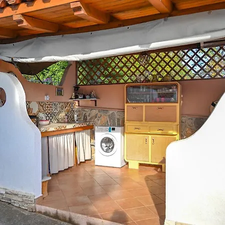 Apartamento Opatija With Garden And Seaview Opric