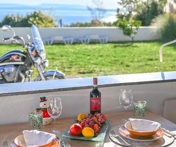 Opatija With Garden And Seaview Apartment