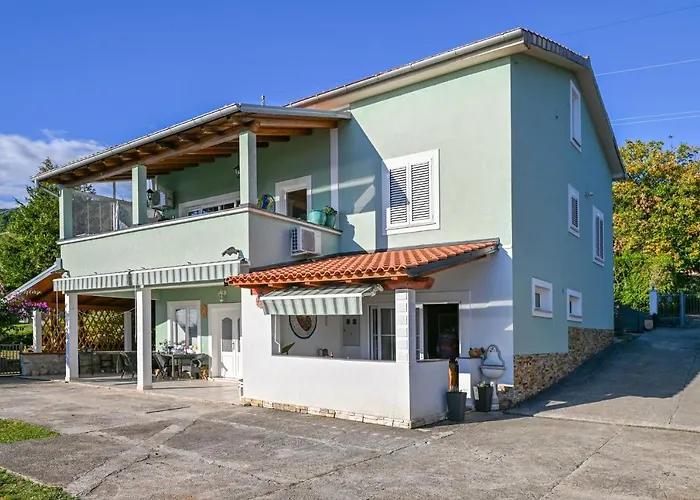 Apartment Opatija With Garden And Seaview