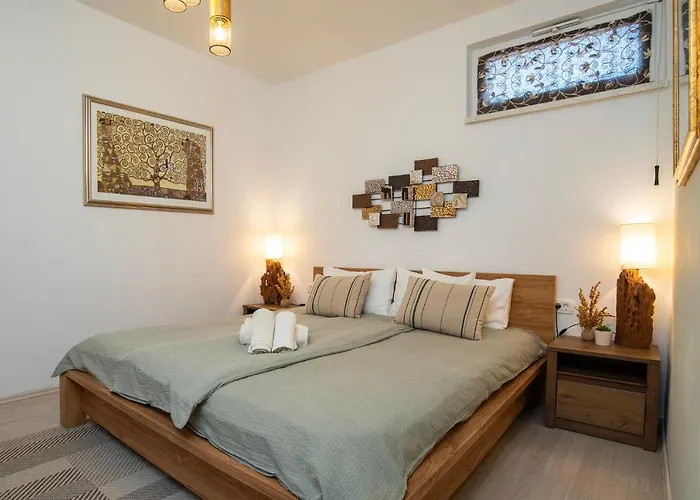 Apartment Opatija With Garden And Seaview *